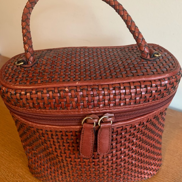 A. Giannetti Handbags - Vintage  A. GIANNETTI woven leather bag